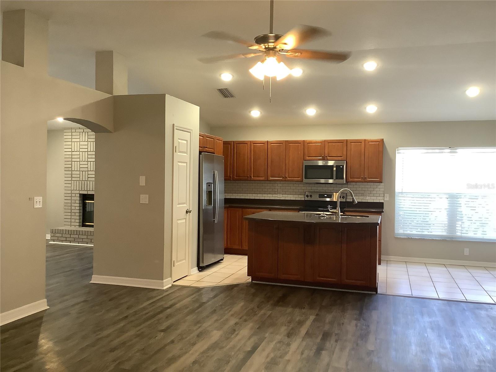 BUCKHORN FOURTH ADD UNIT - Residential Lease