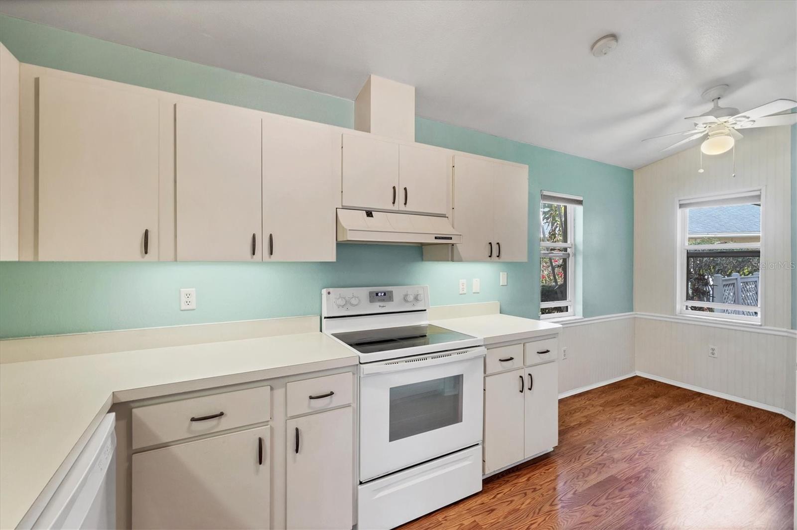 CHARTLEY COURT - Residential