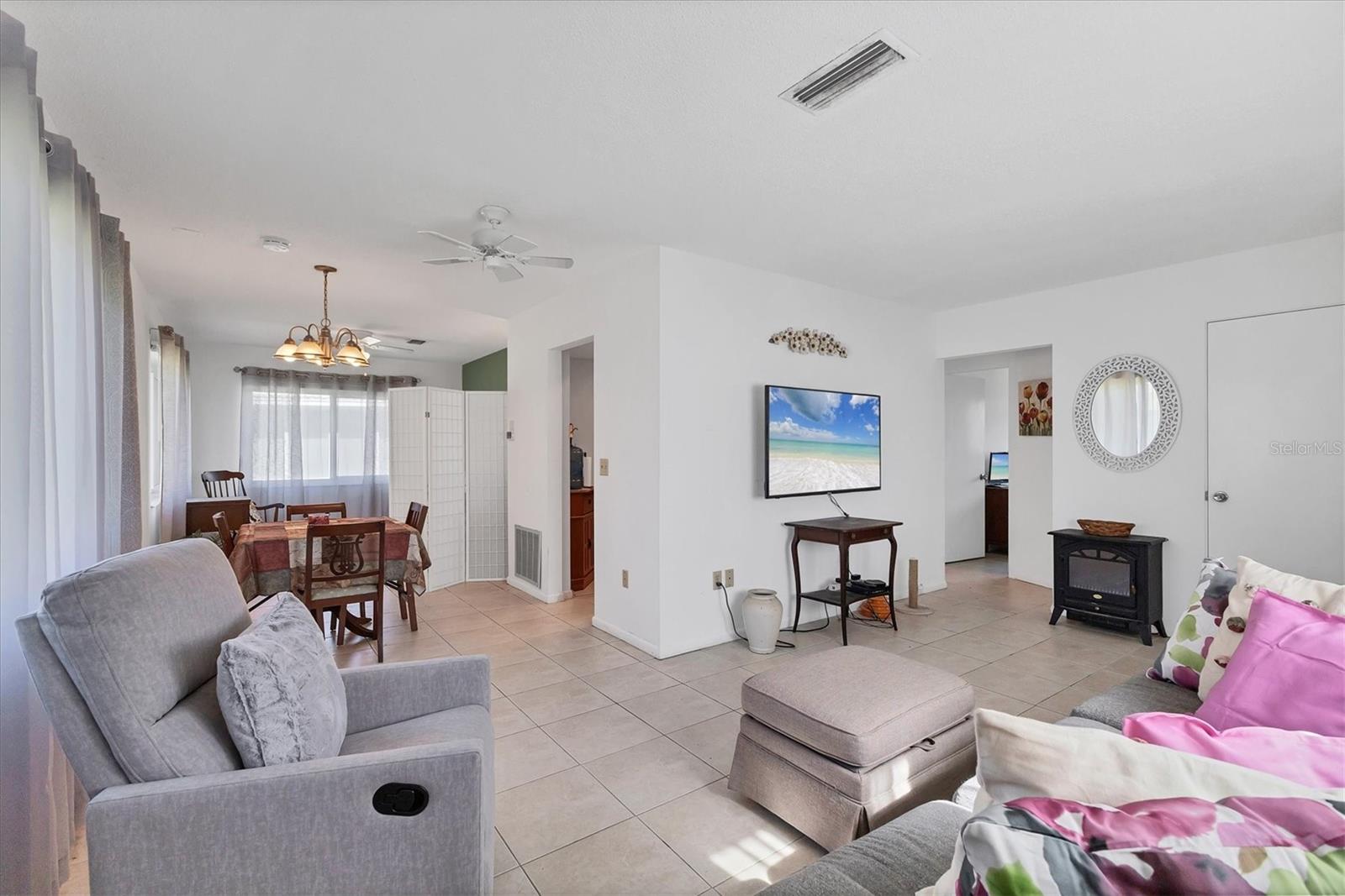 STRATHMORE VILLA SEC 07 - Residential