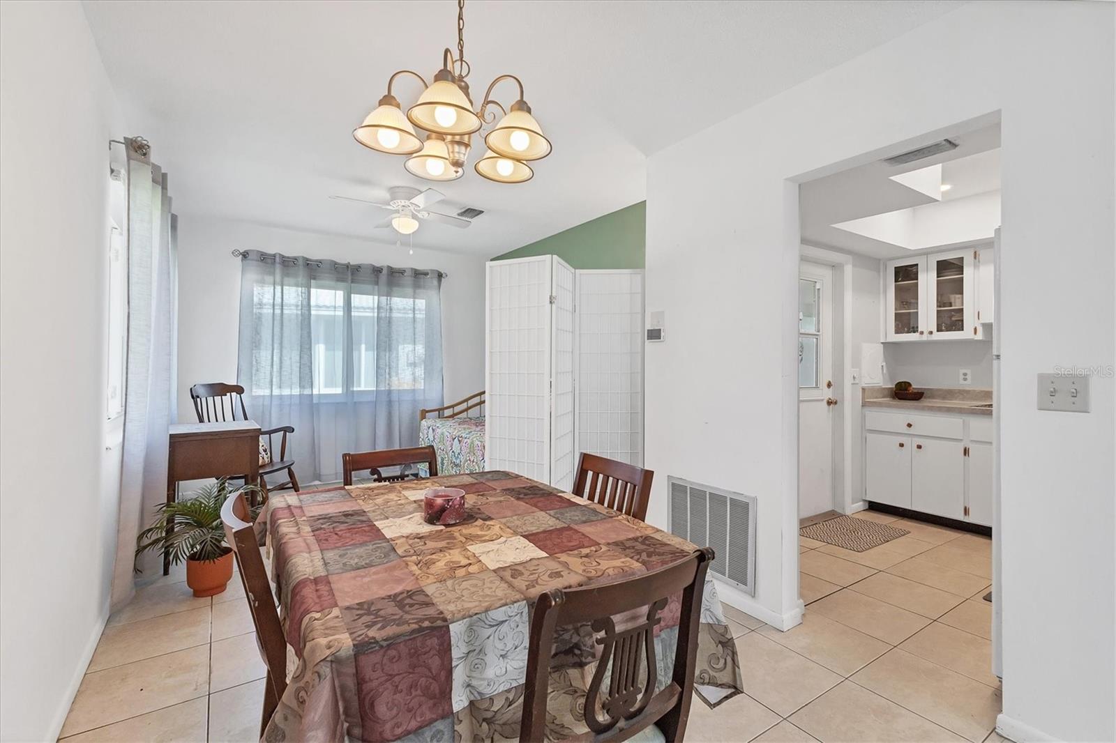 STRATHMORE VILLA SEC 07 - Residential