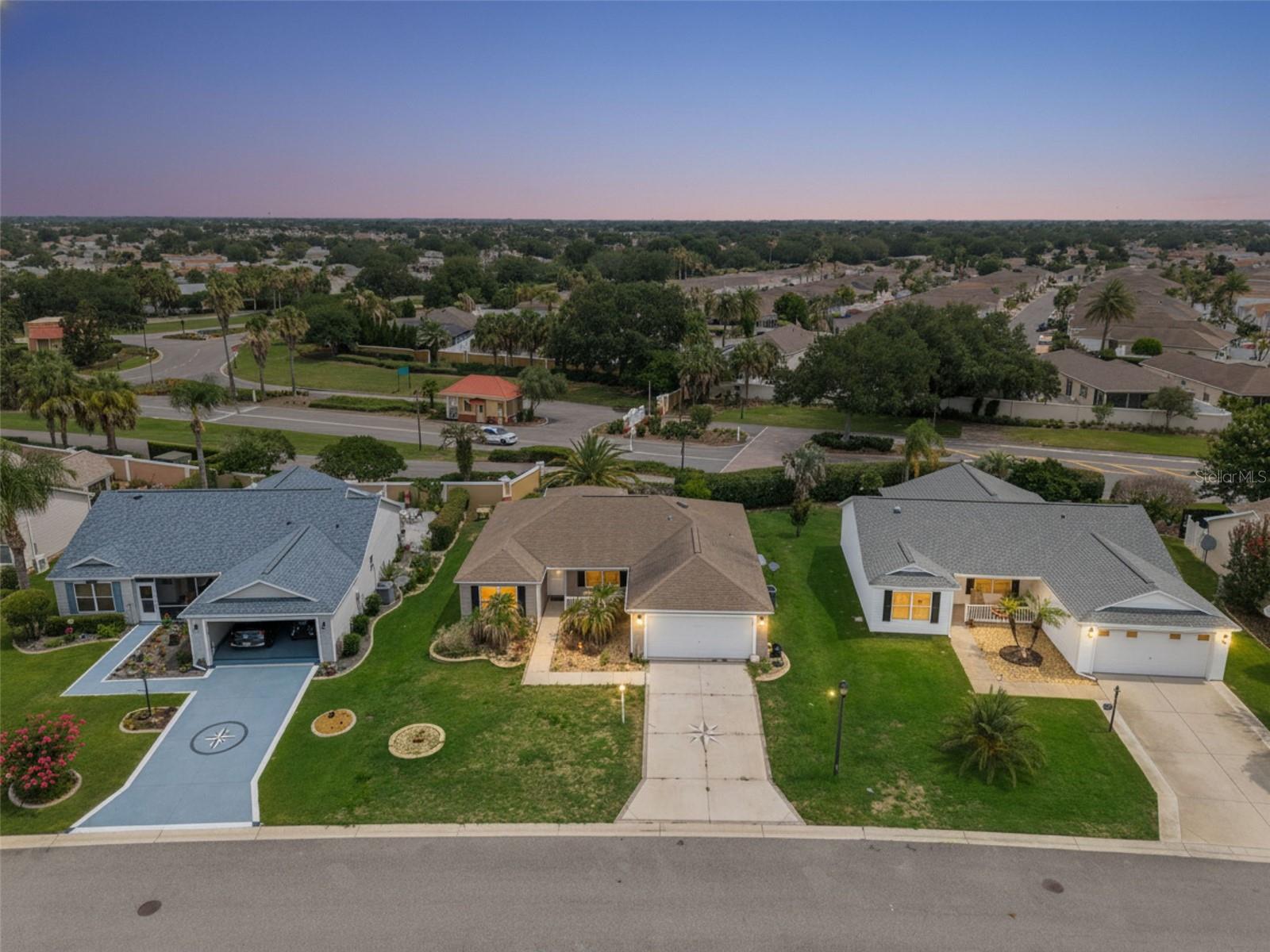 1575 HOLLYBERRY PLACE