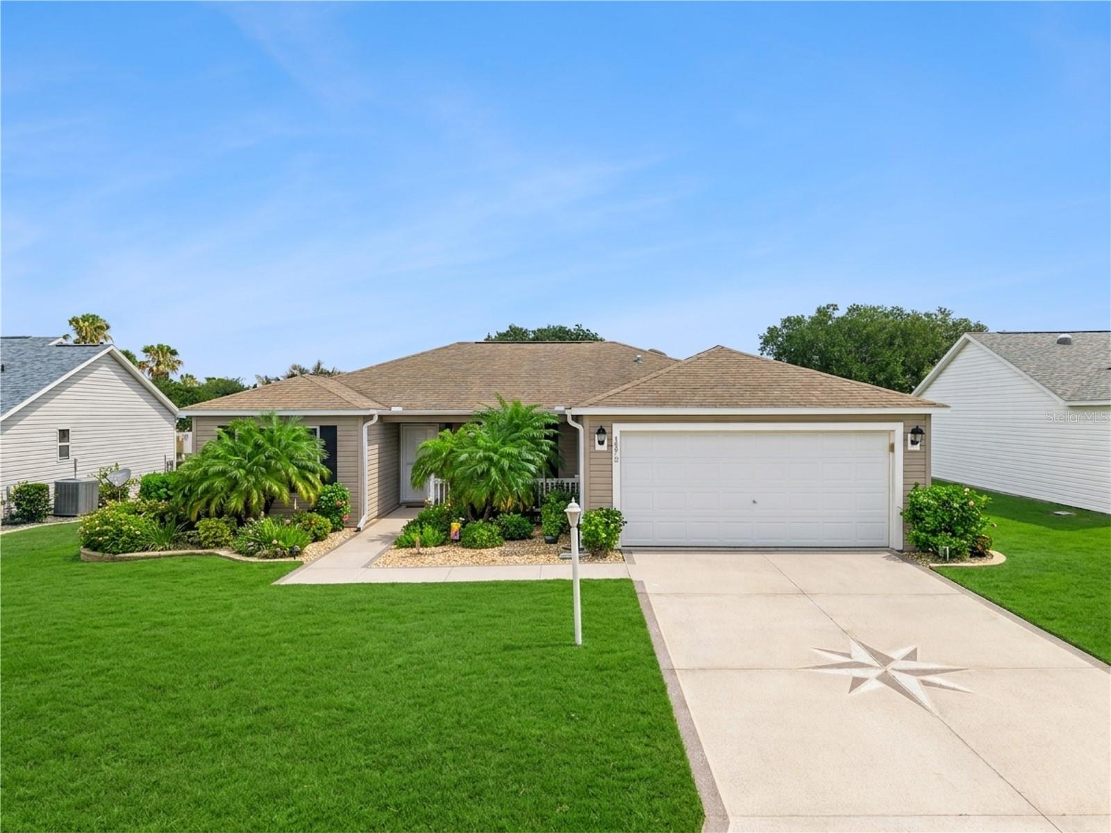 1575 HOLLYBERRY PLACE