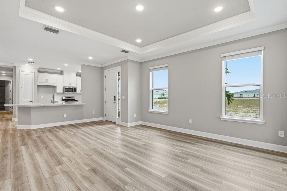 AZARIO ESPLANADE - Residential