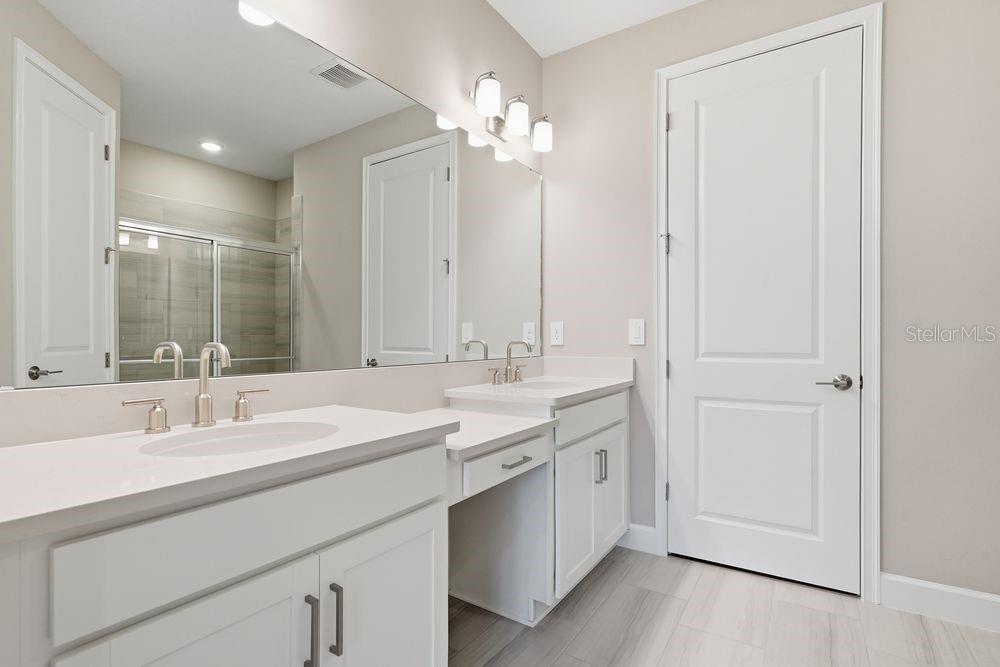 AZARIO ESPLANADE - Residential