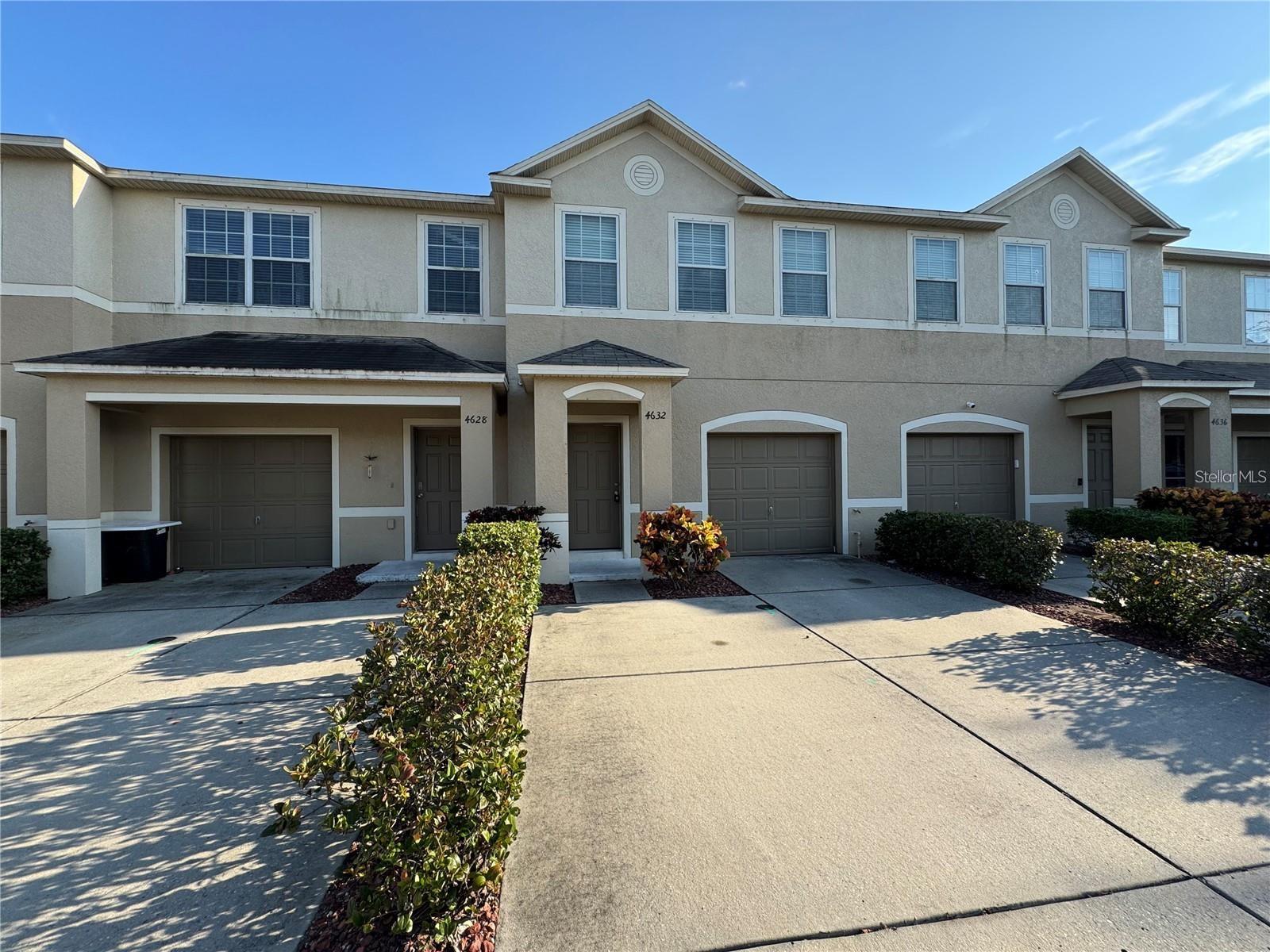SAWGRASS VILLAGE - Residential Lease