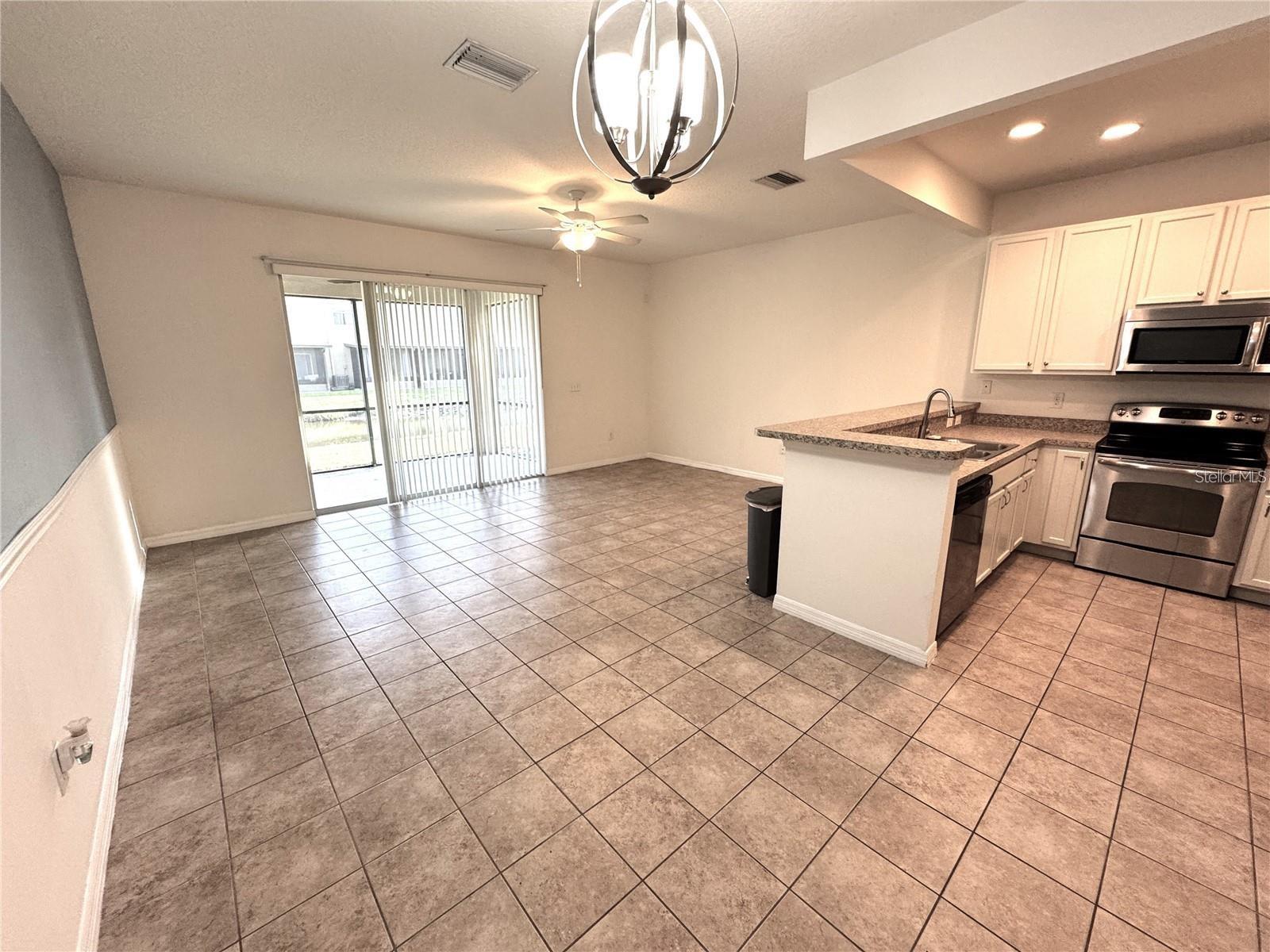 SAWGRASS VILLAGE - Residential Lease