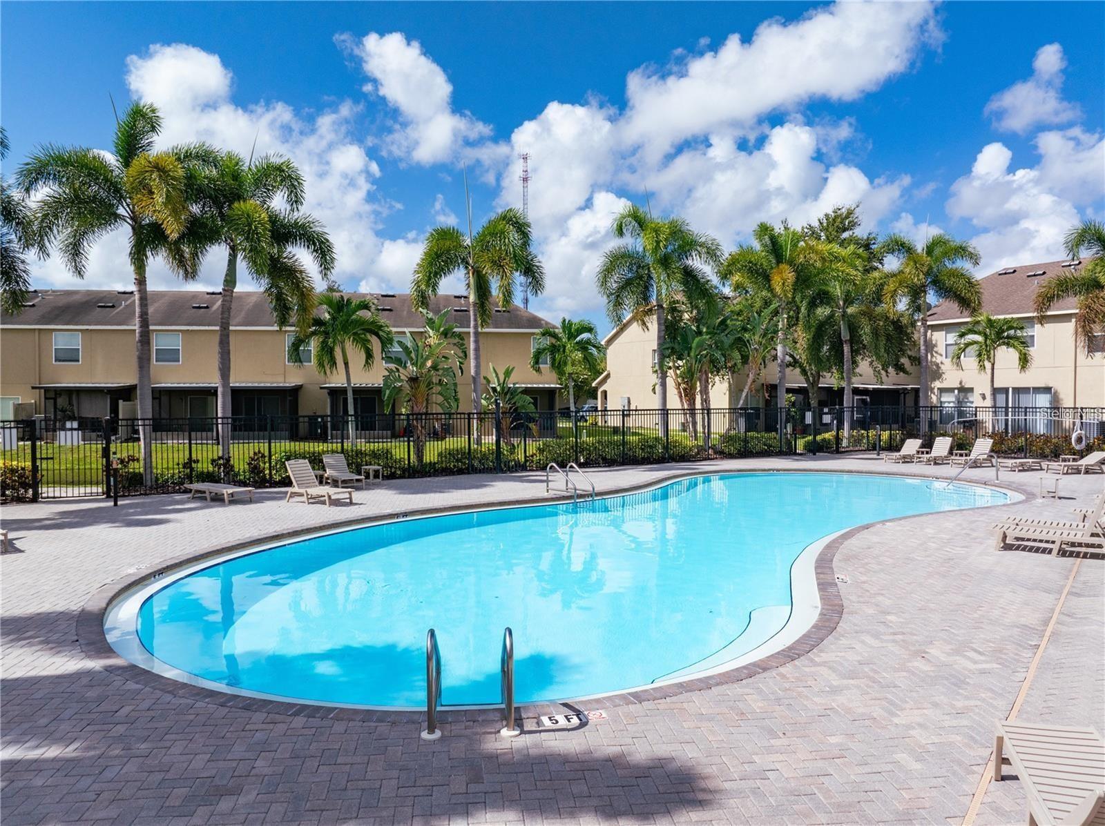 SAWGRASS VILLAGE - Residential Lease