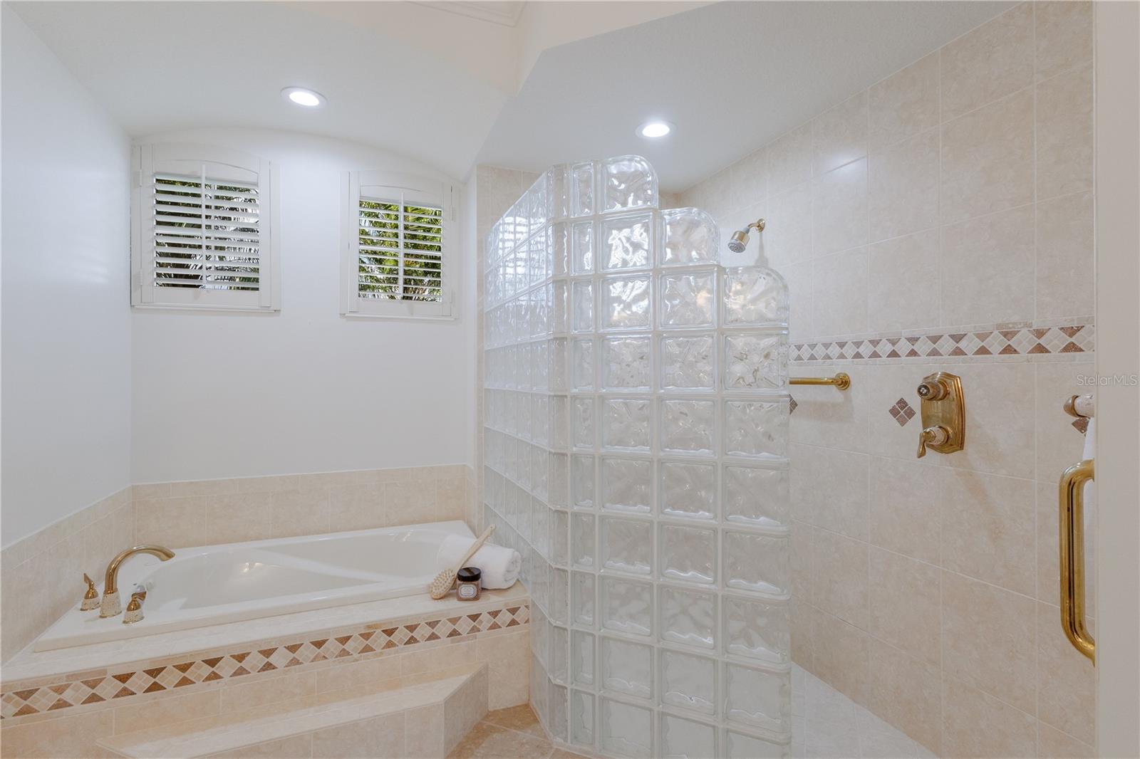 LAKEWOOD RANCH COUNTRY CLUB VILLAGE L,M,N&O - Residential