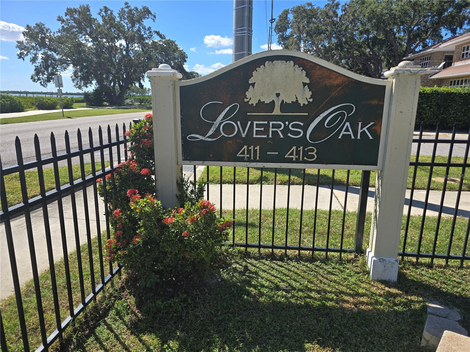 LOVERS OAK CONDO - Residential