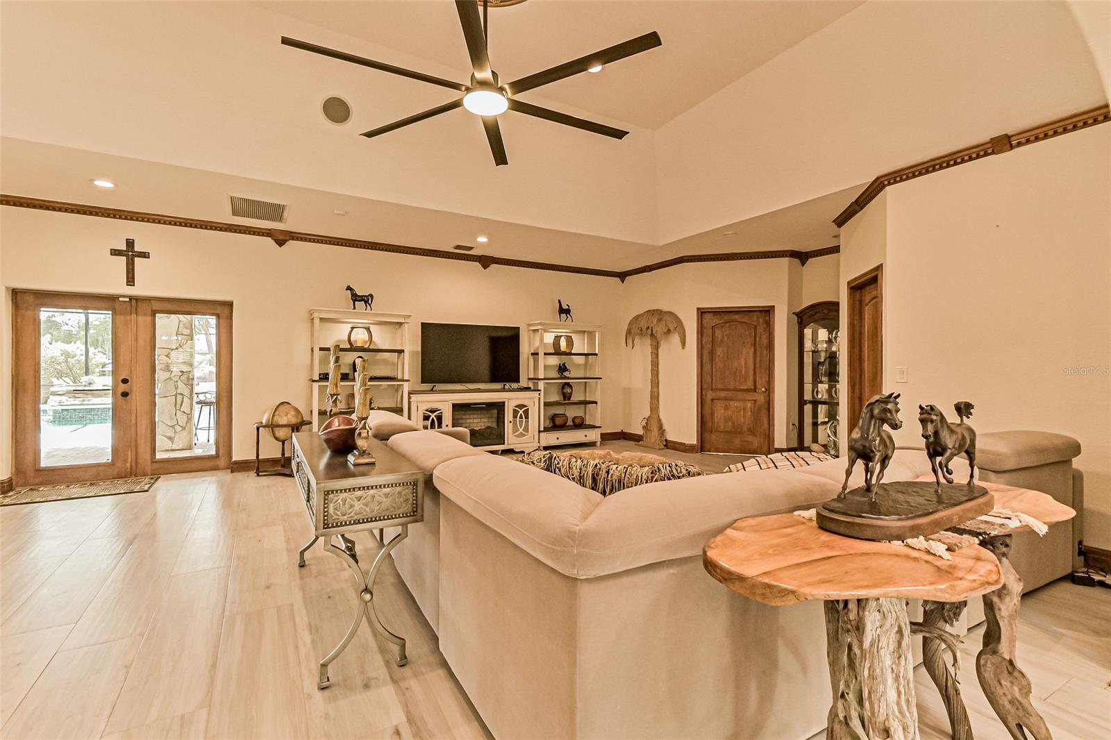 Woodland Acres Ph Ii 881 - Residential