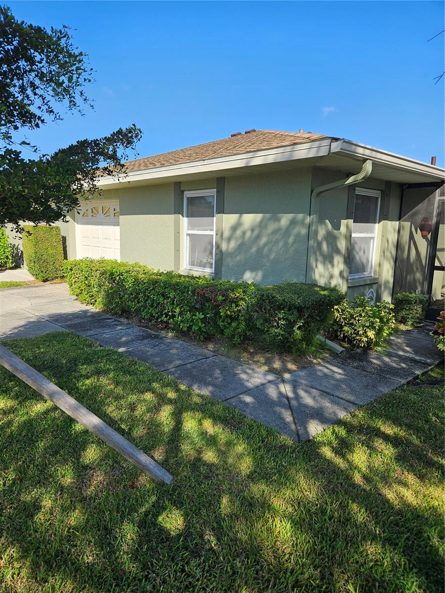 COURTYARD VILLAS - Residential