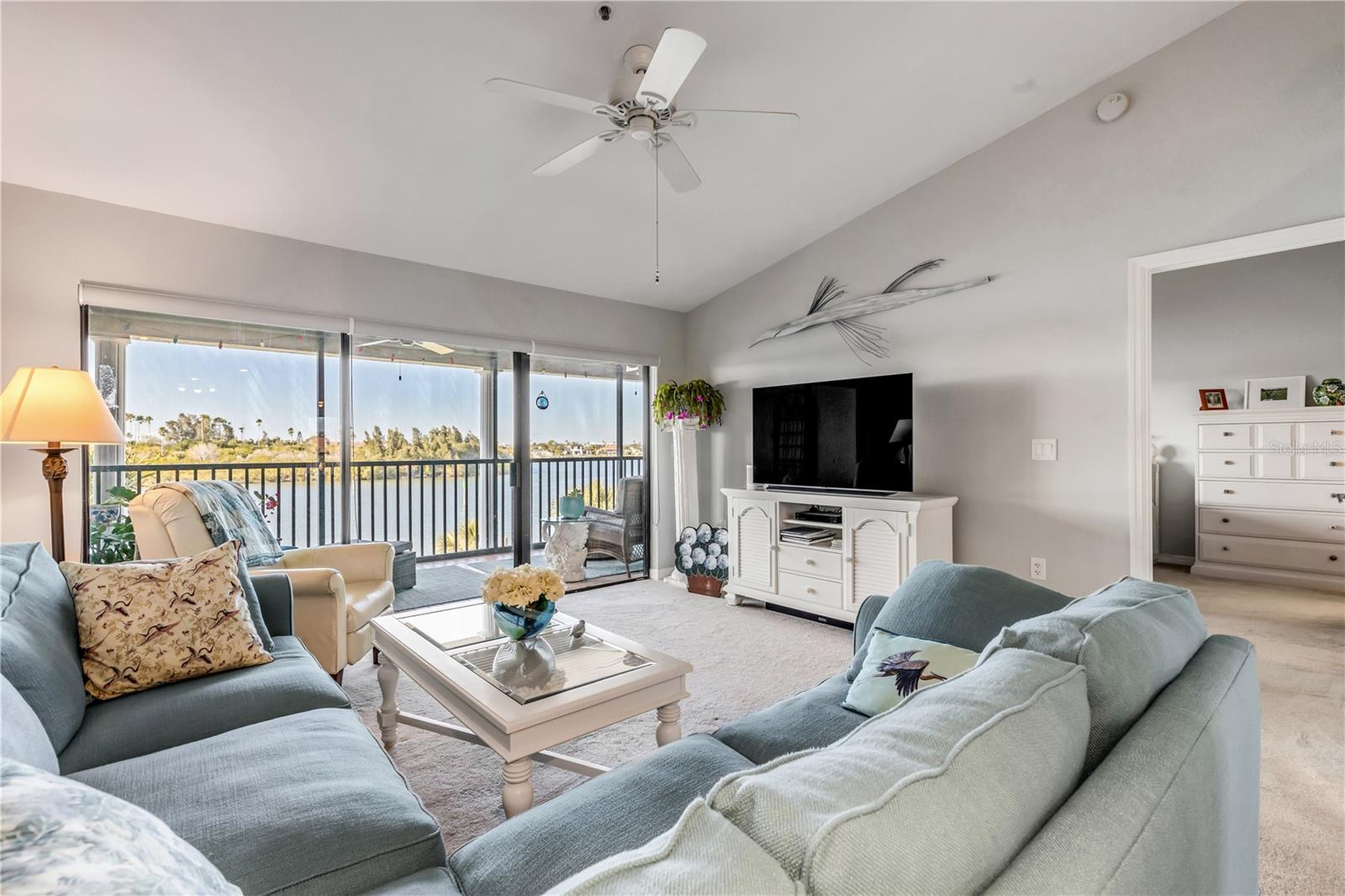 460 BOUCHELLE DRIVE 304