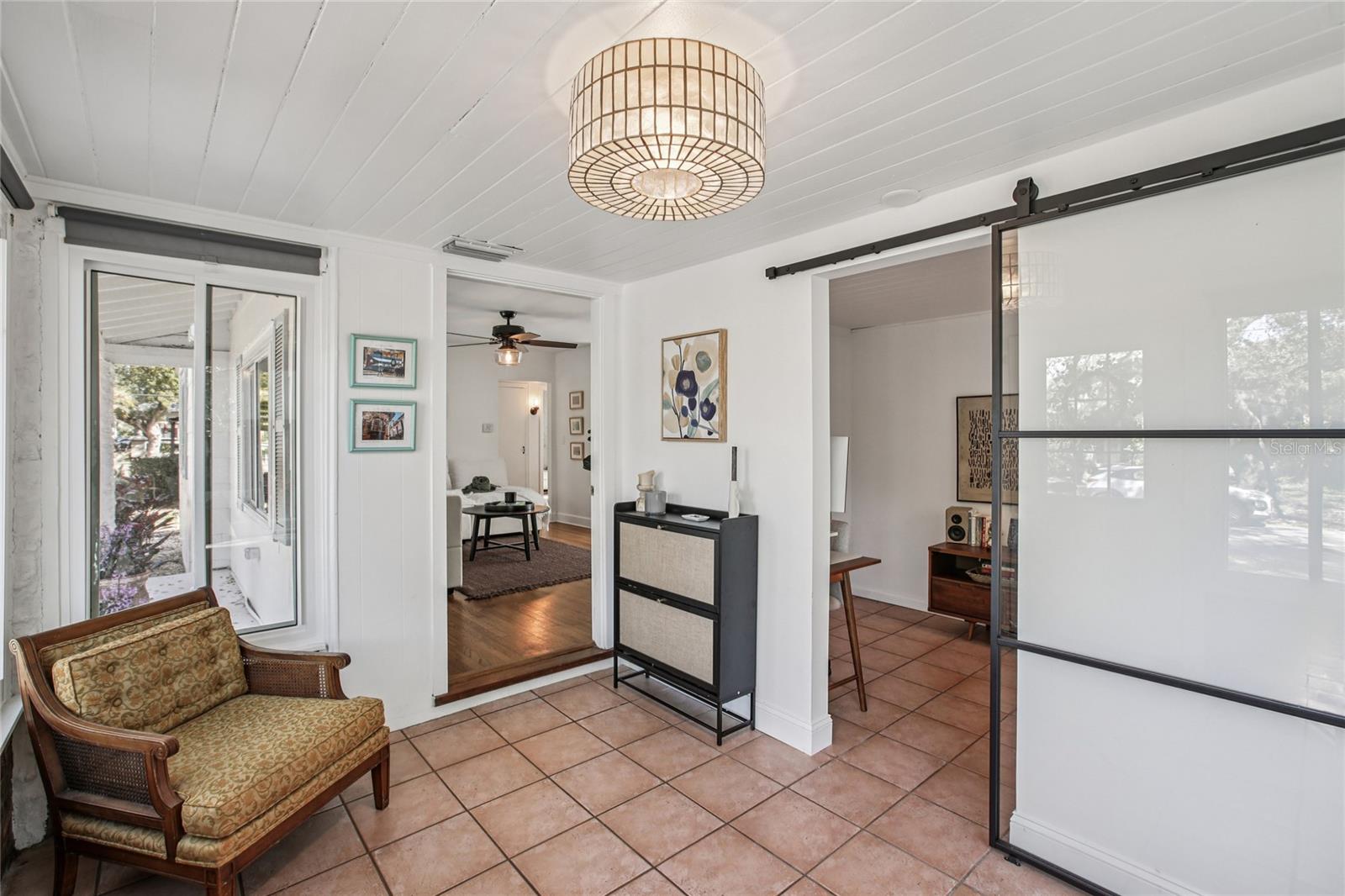 204 W POWHATAN AVENUE