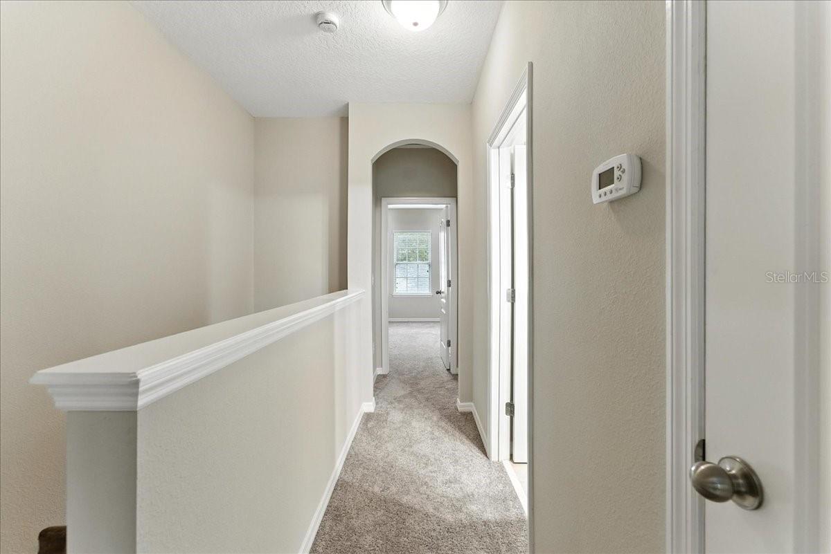 LAKESIDE VILLAS - Residential