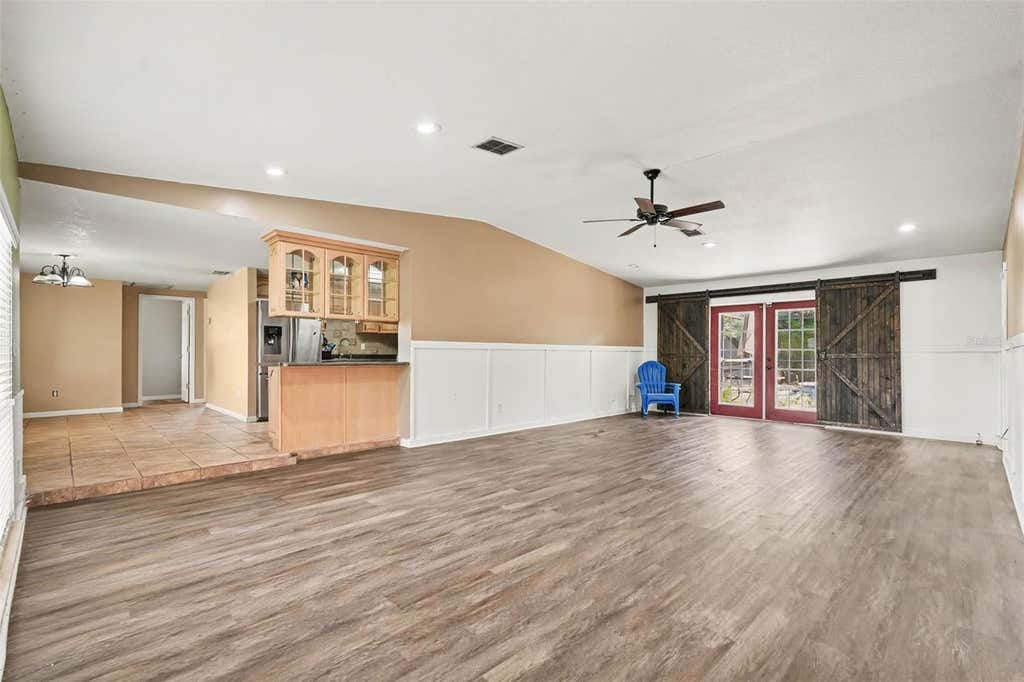 Photo of 805 W College Avenue, Ruskin, FL 33570 (MLS # TB8537012)