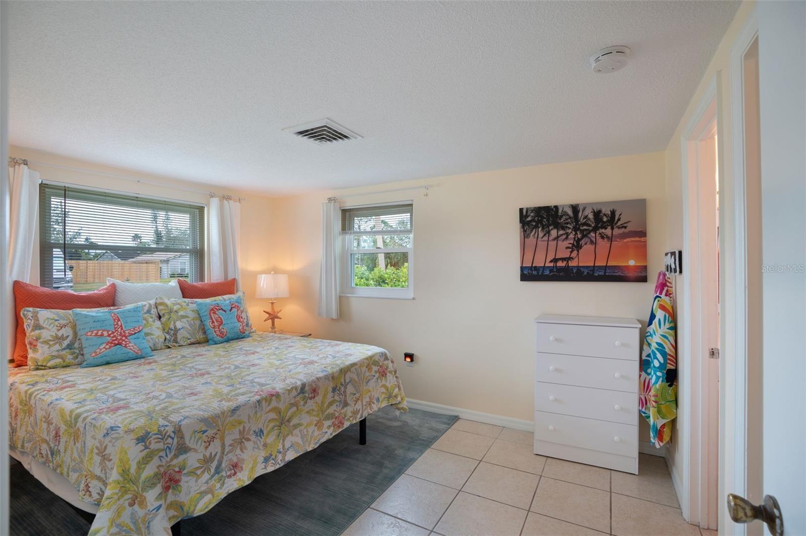 SOUTH VENICE - Residential