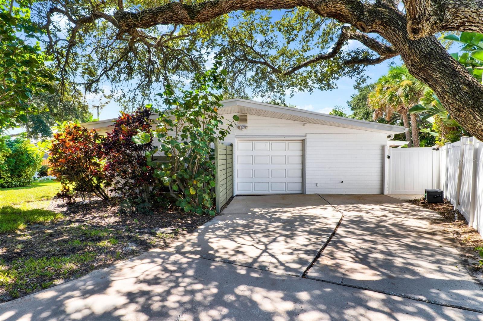 COOPER - Residential