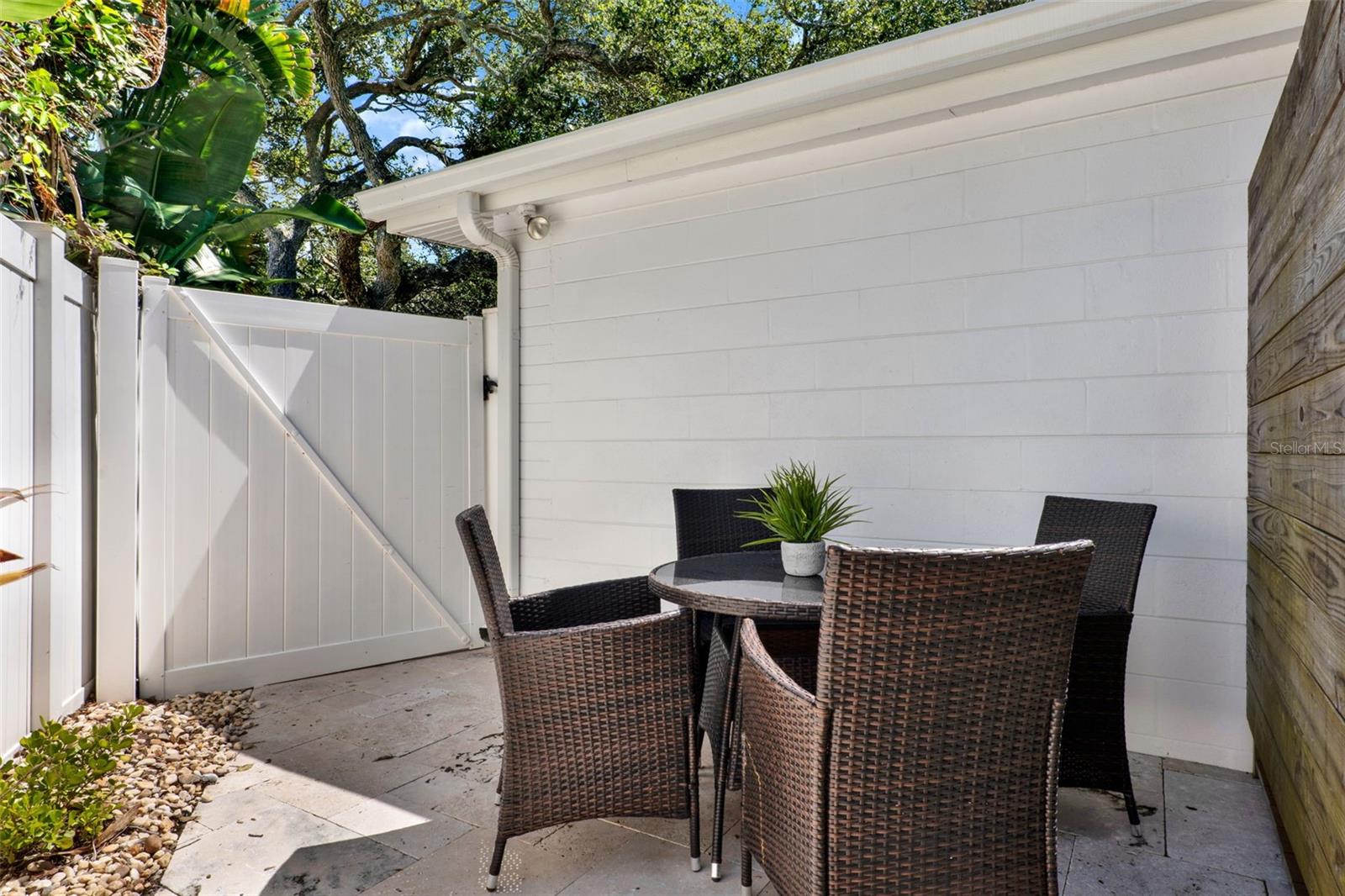 COOPER - Residential