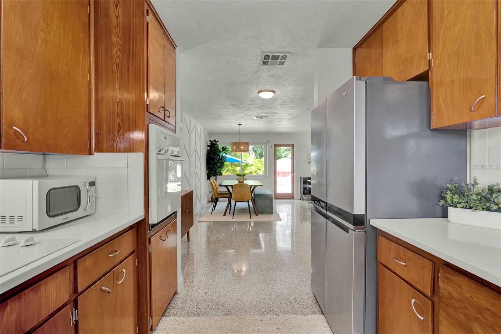 COOPER - Residential