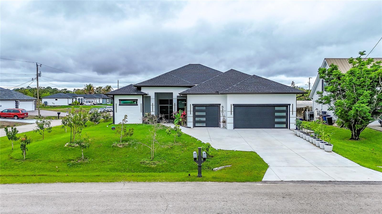 LEHIGH ACRES - Residential