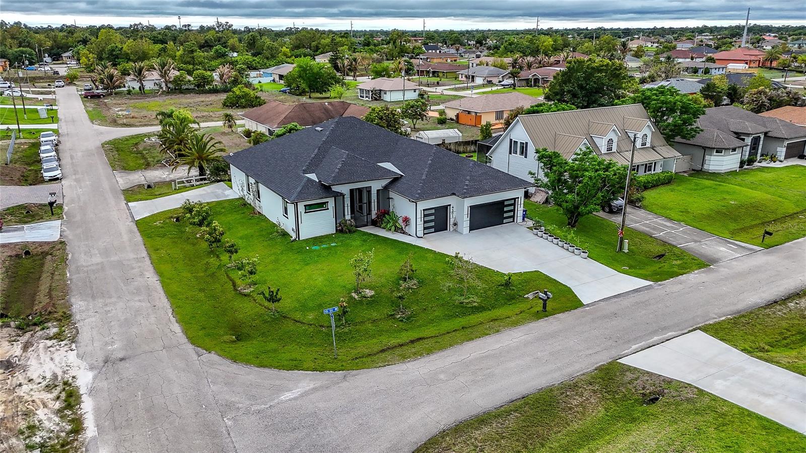 LEHIGH ACRES - Residential