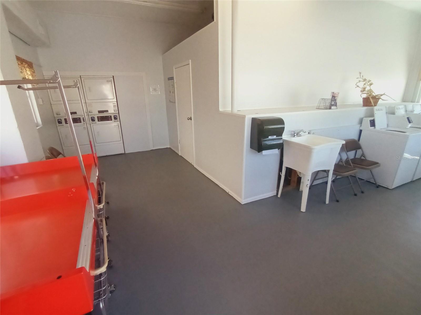 TRI-PAR ESTATES - Residential