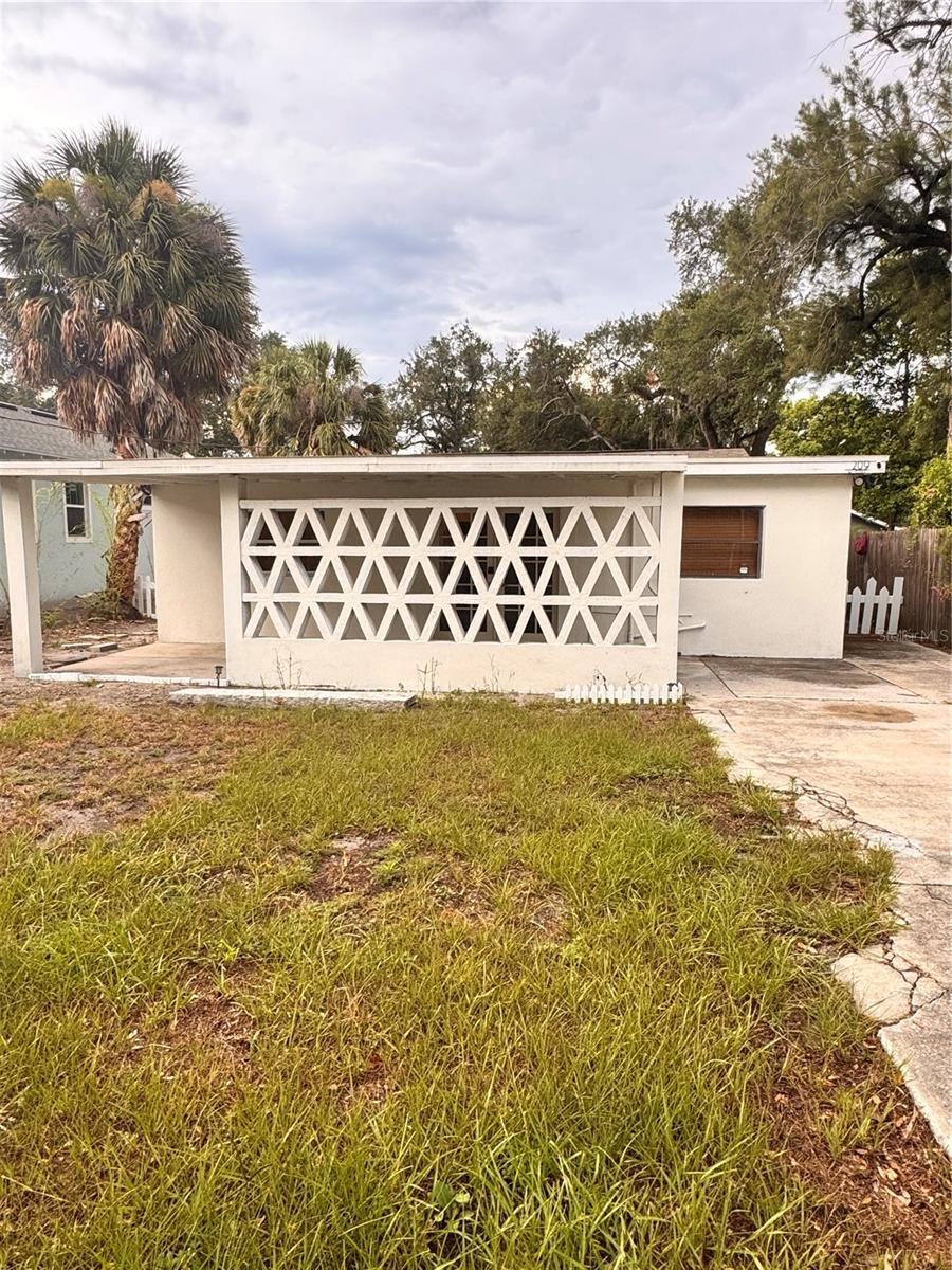 Photo 1 of 25 — 209 W EMILY STREET, TAMPA, FL 33603