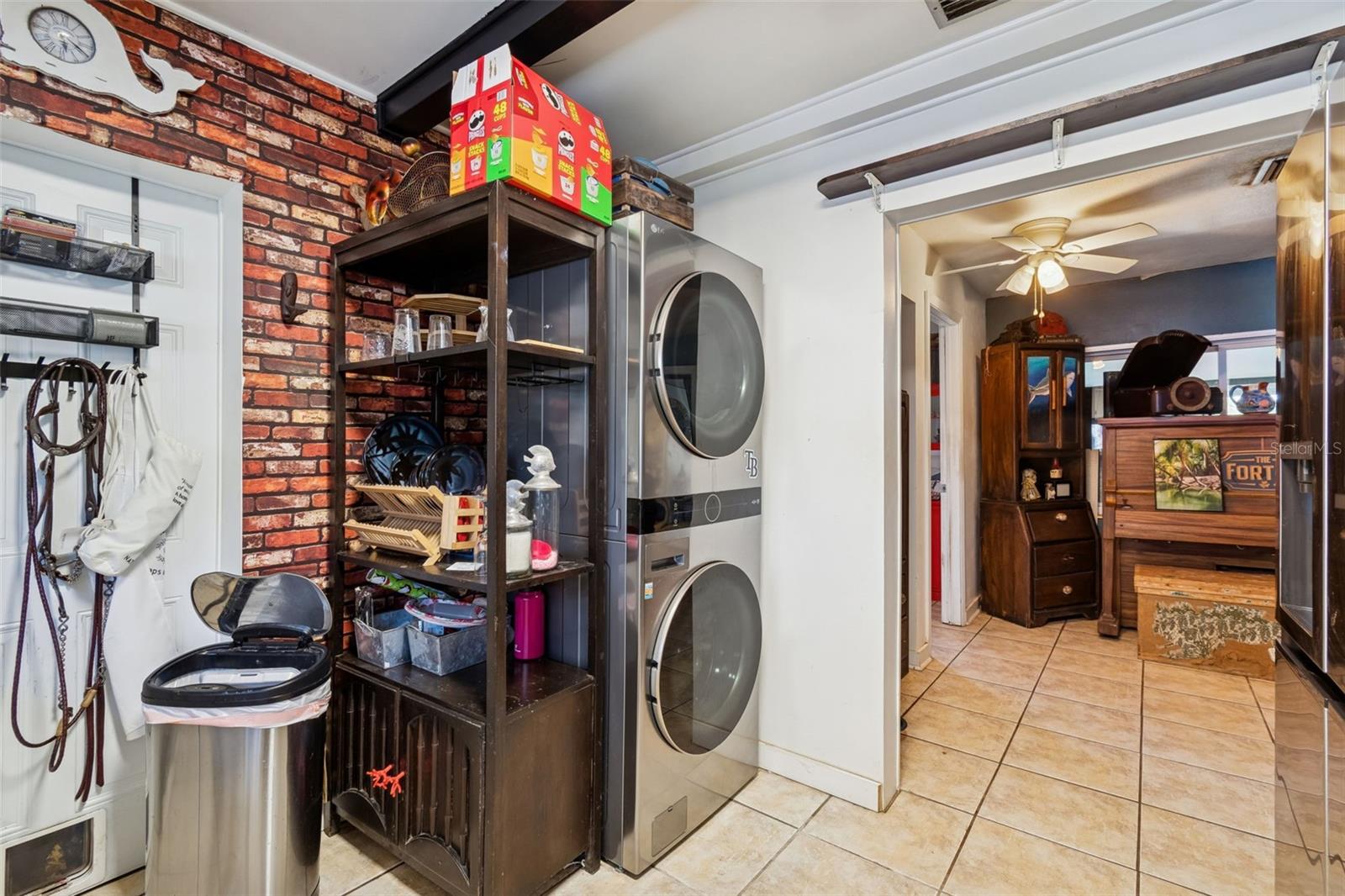 LAKEWOOD ESTATES SEC C - Residential