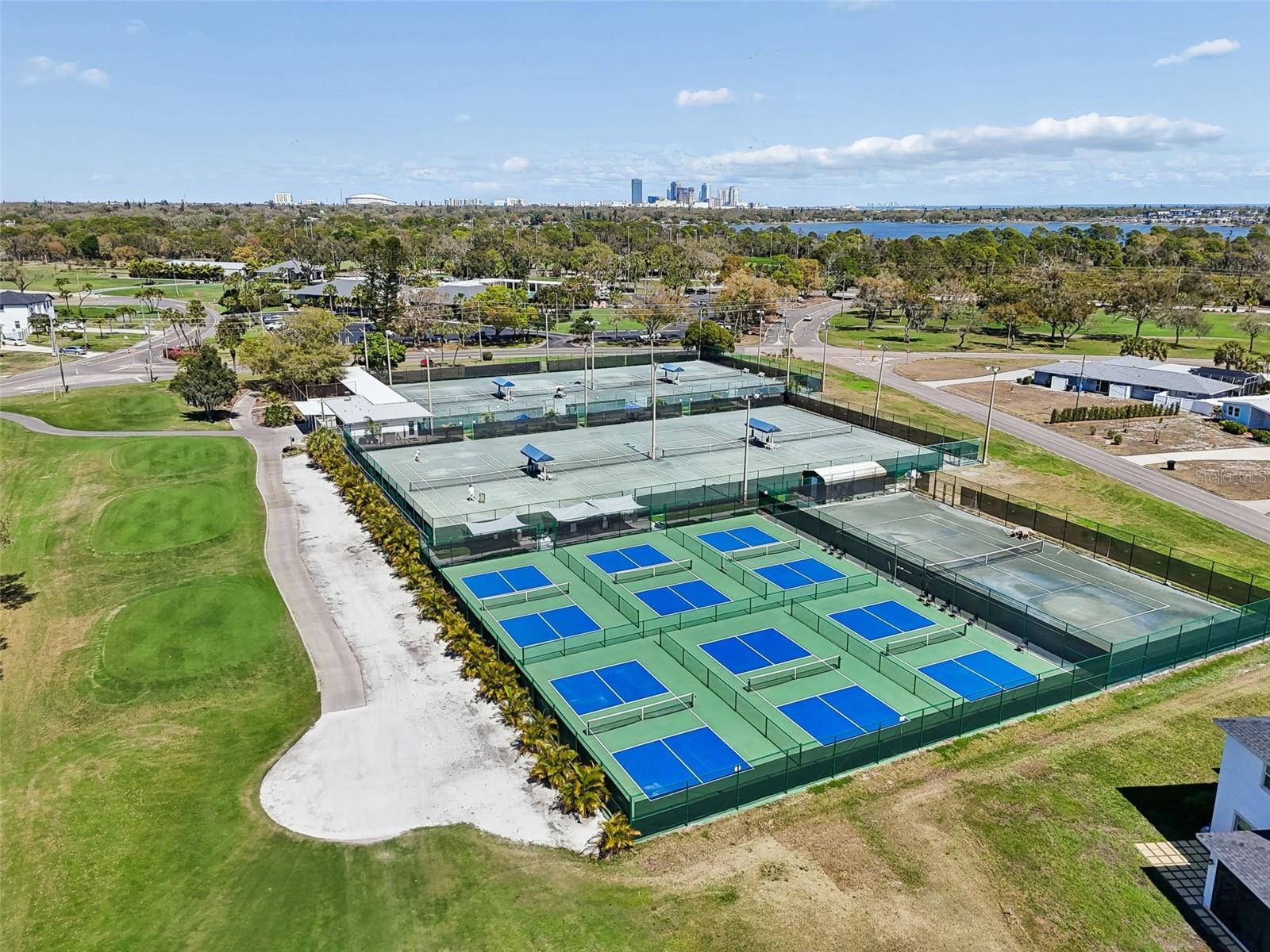 LAKEWOOD ESTATES SEC C - Residential