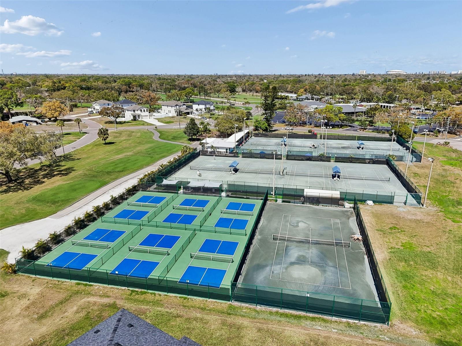 LAKEWOOD ESTATES SEC C - Residential