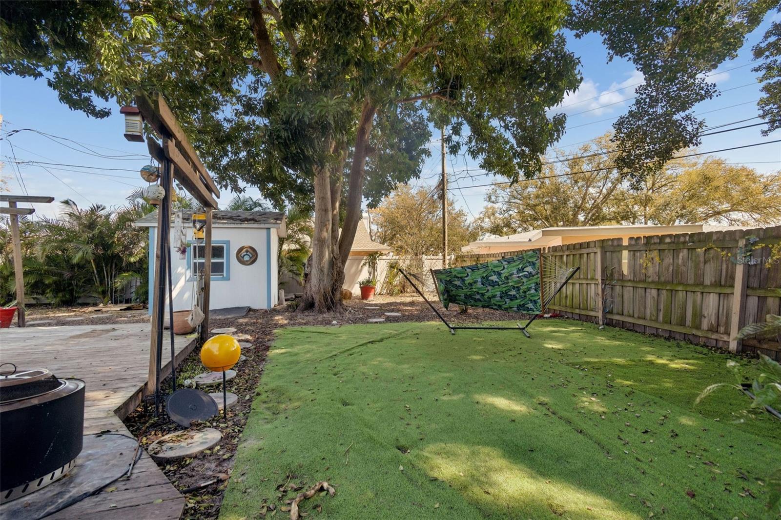 LAKEWOOD ESTATES SEC C - Residential