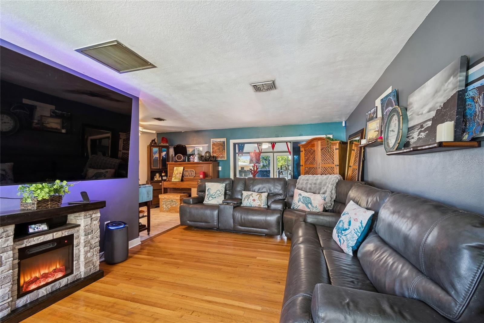 LAKEWOOD ESTATES SEC C - Residential