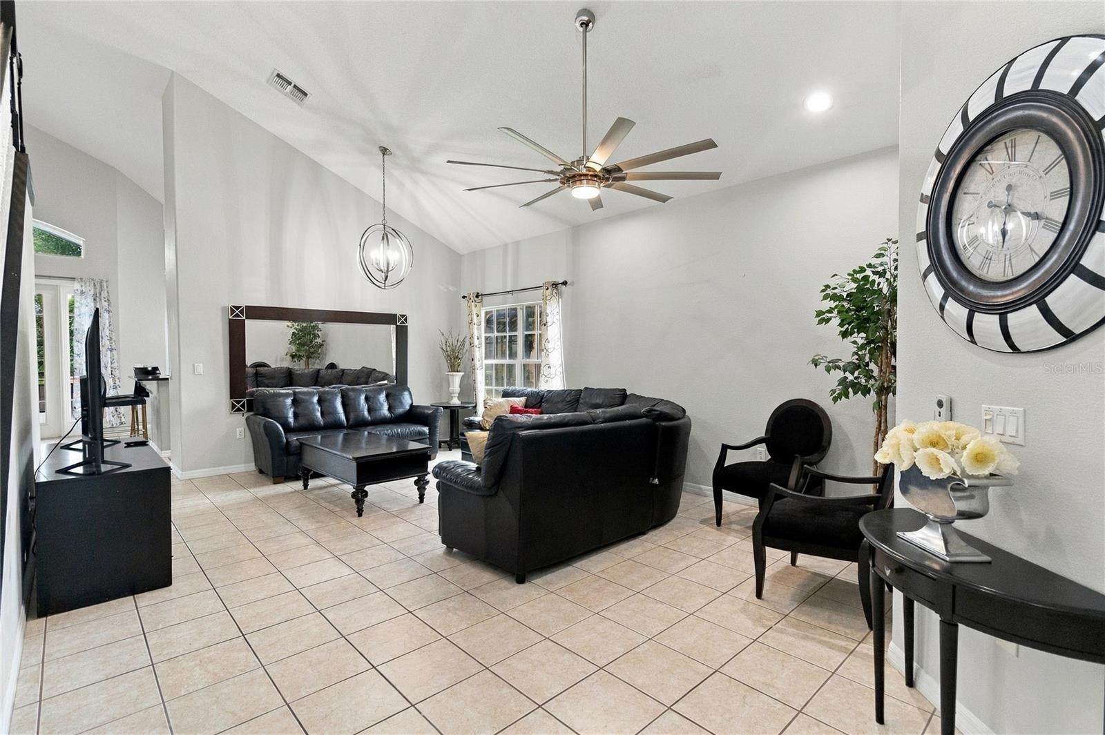 2728 FORMOSA BOULEVARD