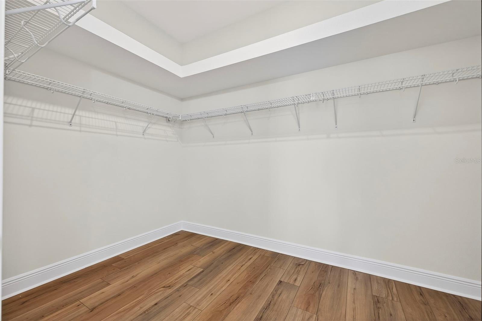 LAKE JOVITA GOLF & COUNTRY CLU - Residential