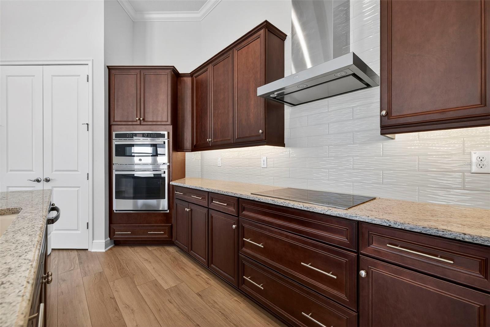 LAKE JOVITA GOLF & COUNTRY CLU - Residential