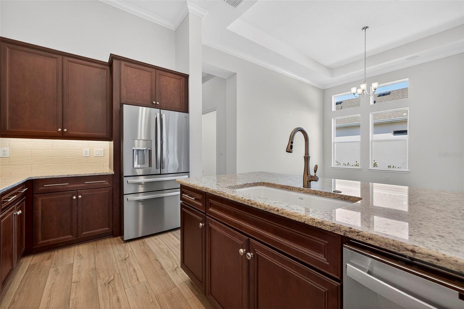 LAKE JOVITA GOLF & COUNTRY CLU - Residential