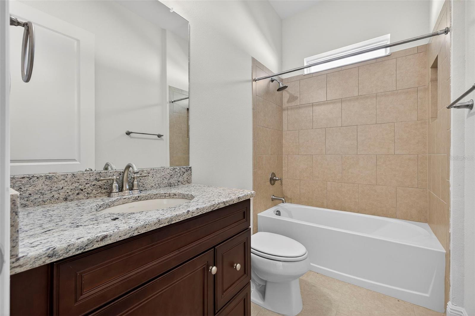 LAKE JOVITA GOLF & COUNTRY CLU - Residential