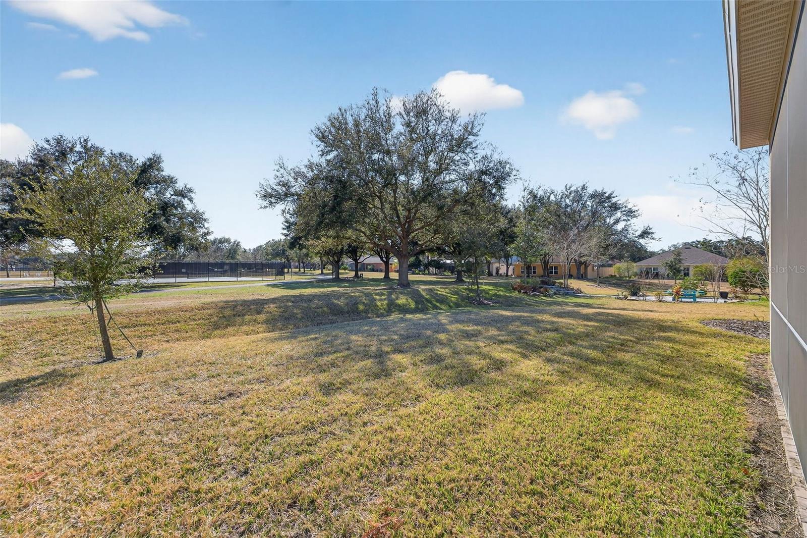 LAKE JOVITA GOLF & COUNTRY CLU - Residential
