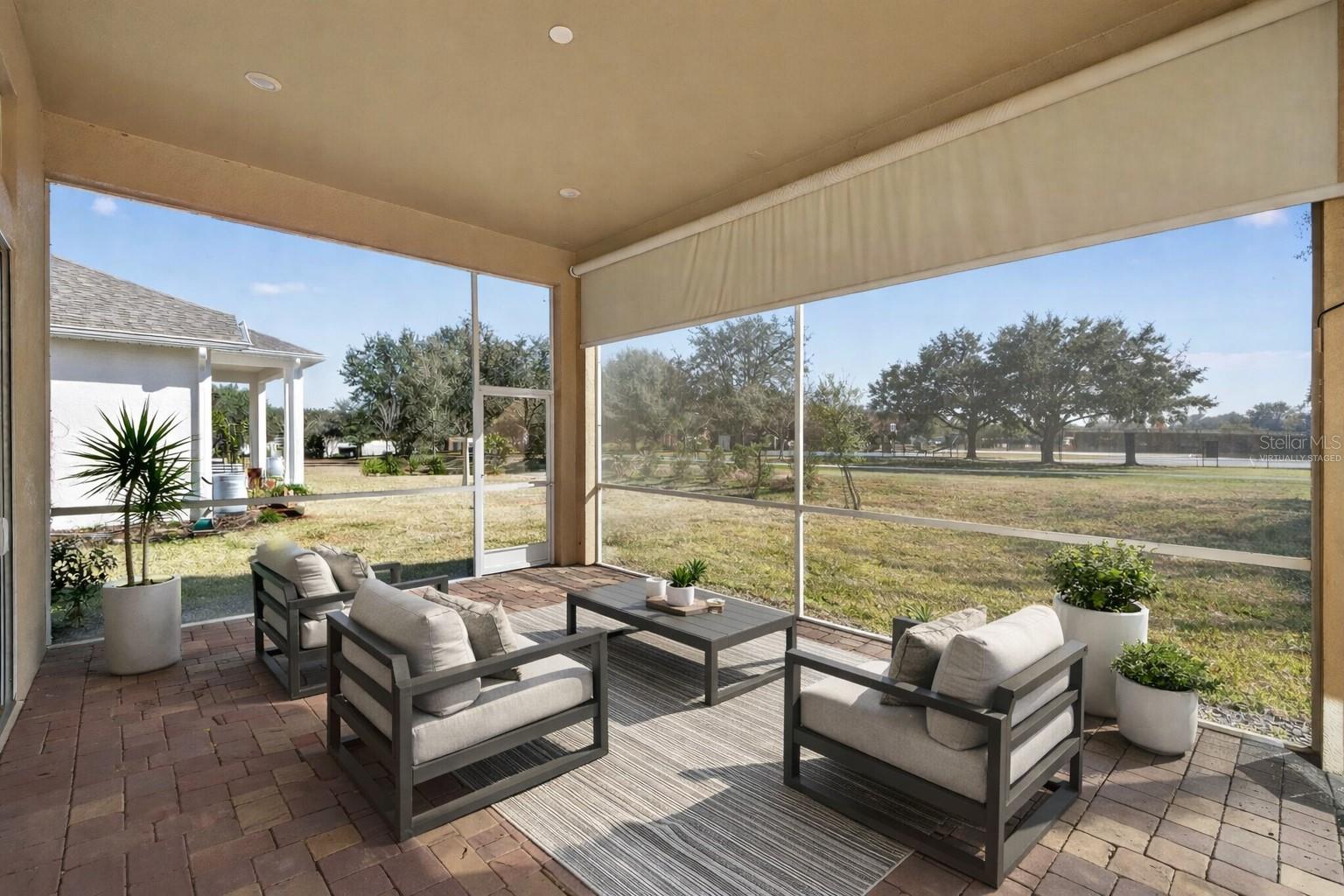 LAKE JOVITA GOLF & COUNTRY CLU - Residential