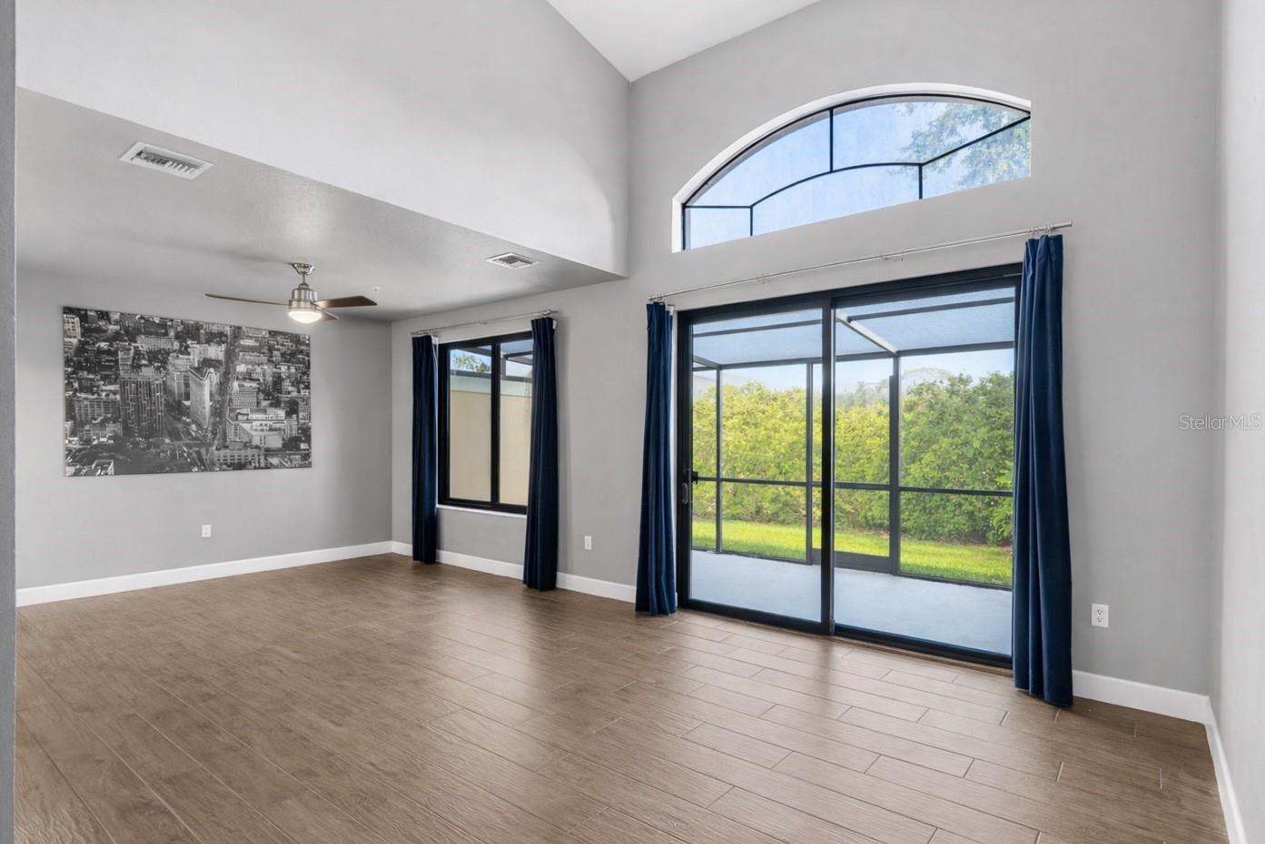 1010 WINDERLEY PLACE 127