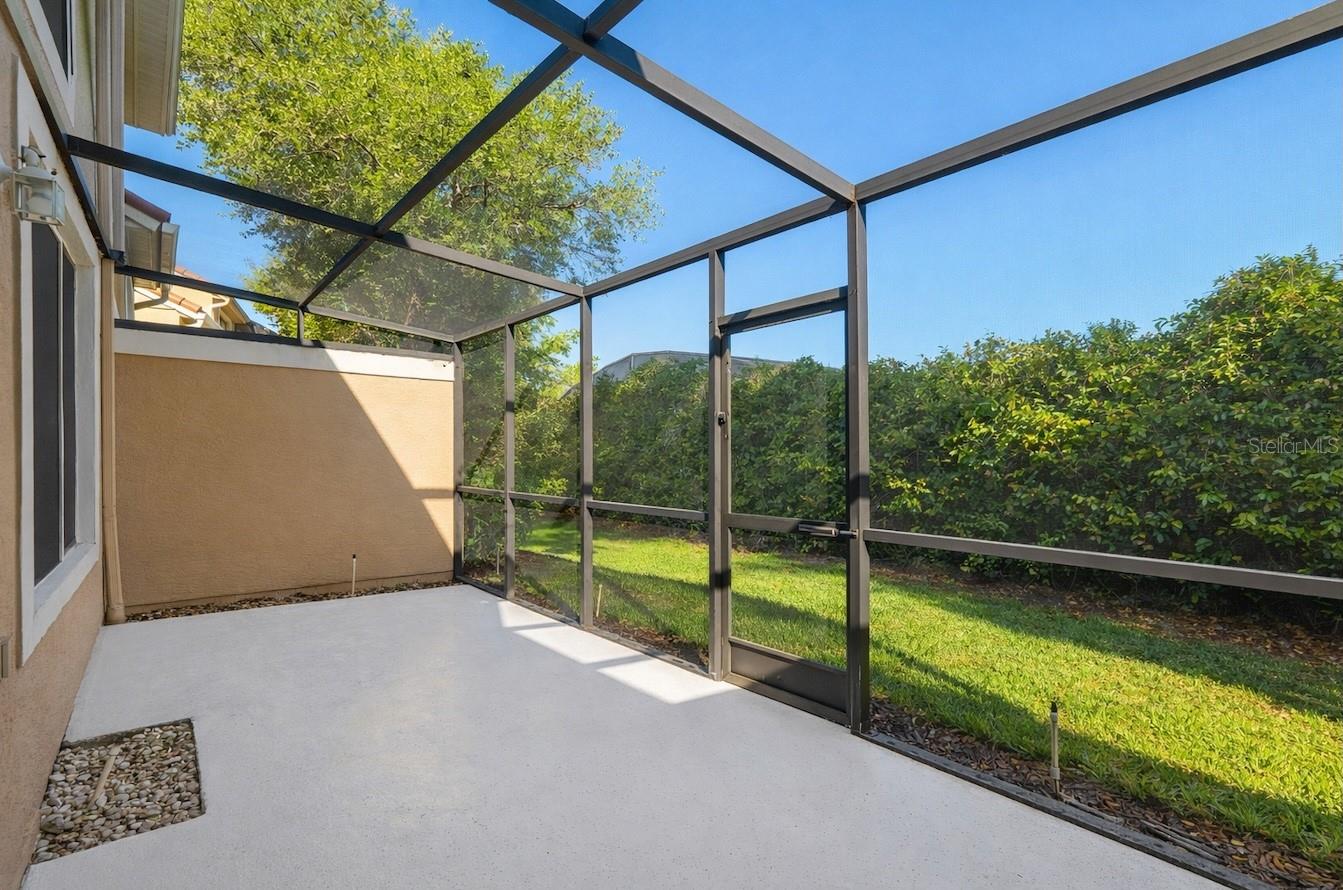 VILLAS LAKE DESTINY - Residential