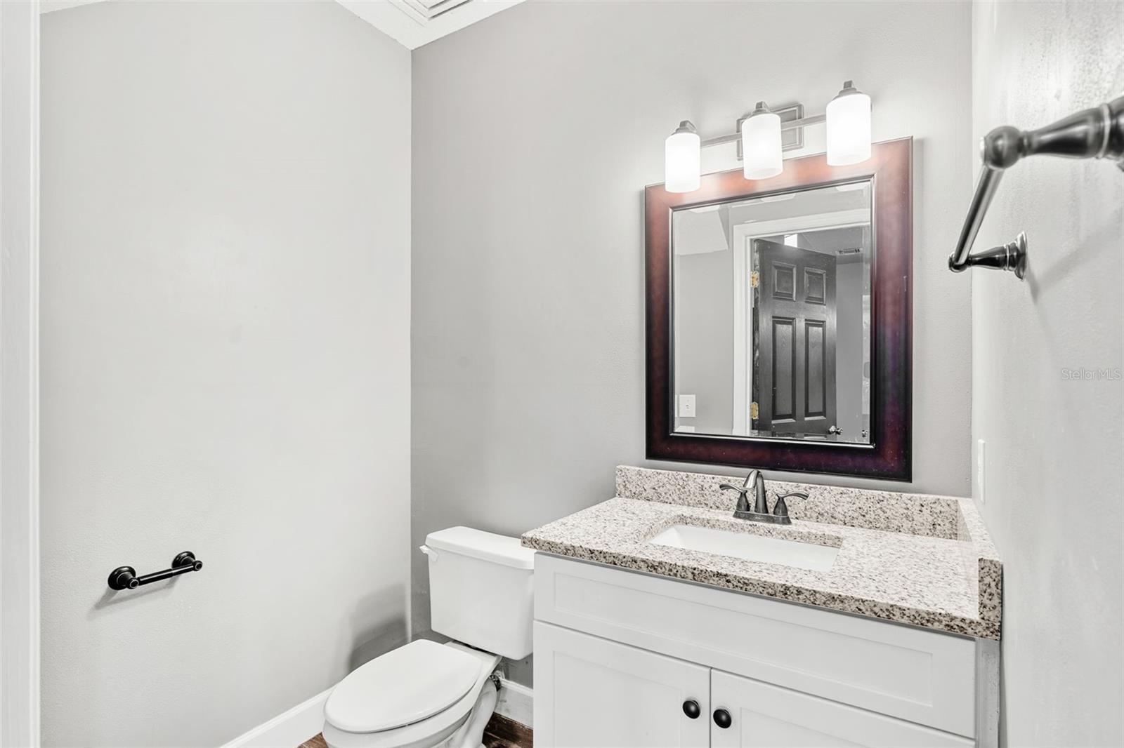 VILLAS LAKE DESTINY - Residential