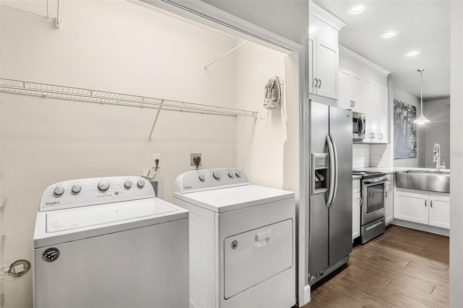 VILLAS LAKE DESTINY - Residential