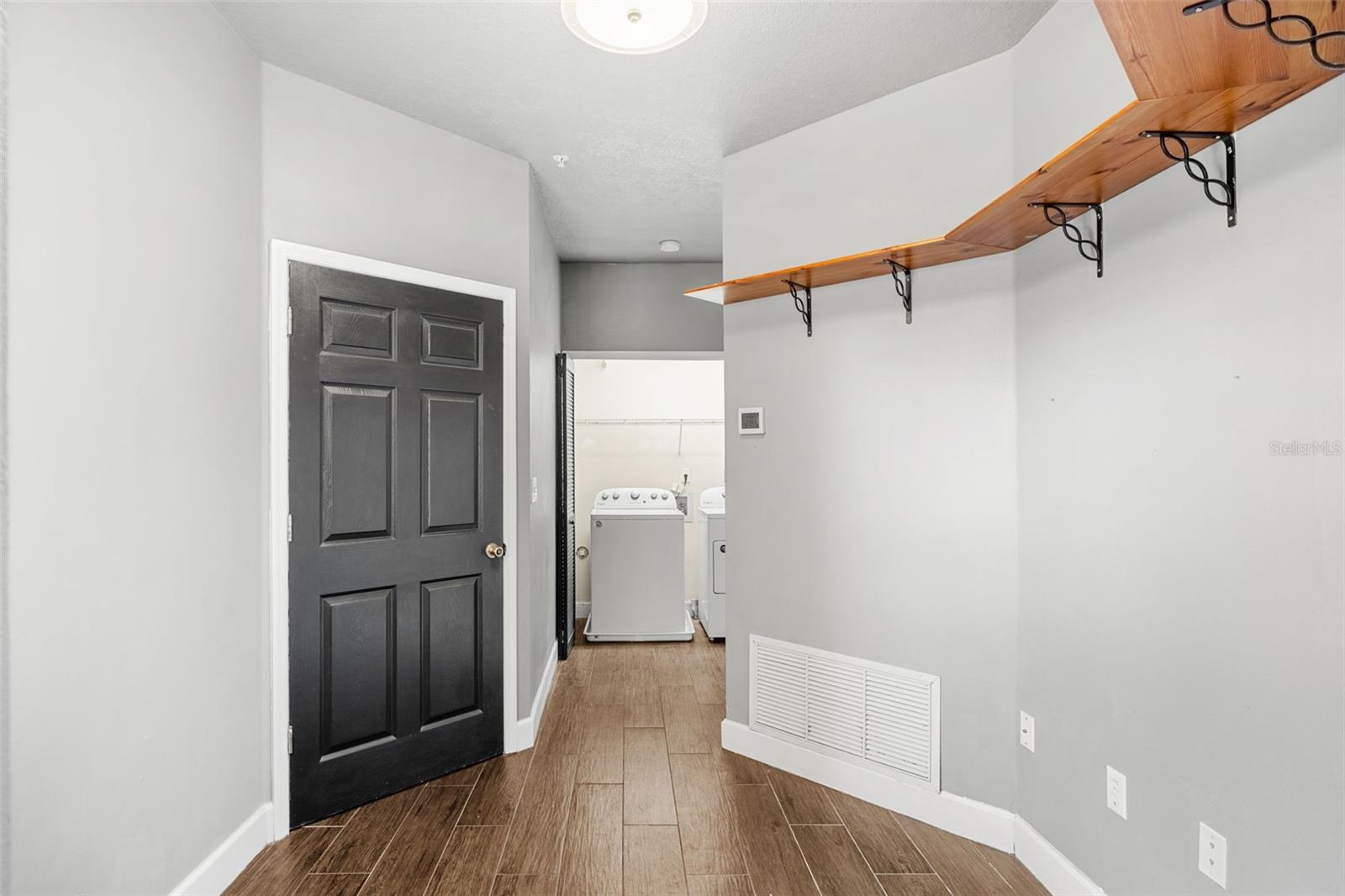 VILLAS LAKE DESTINY - Residential