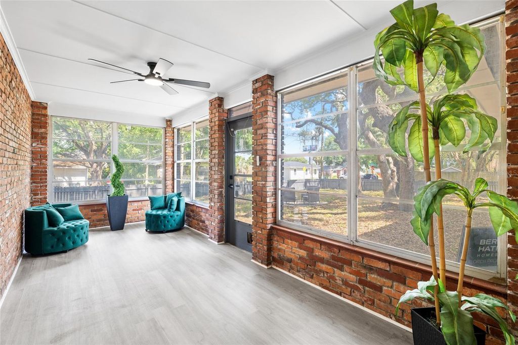 Photo of 8510 N Seminole Avenue, Tampa, FL 33604 (MLS # TB8501273)