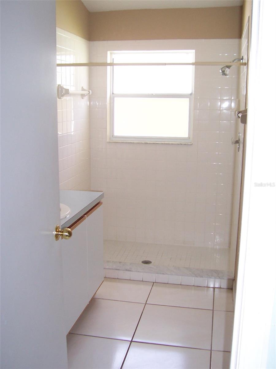 WINDING CREEK UNIT 3 - Residential Lease