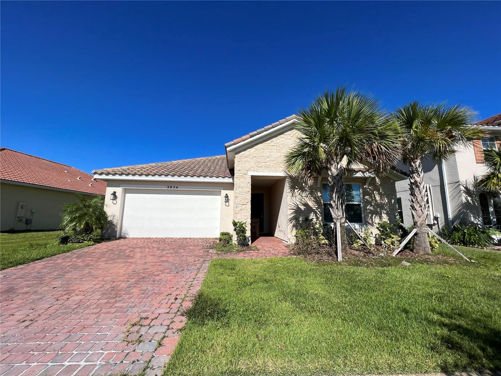 3924 CARRICK BEND DRIVE