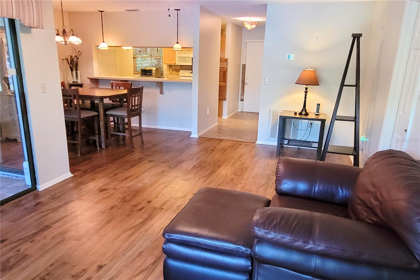 BARRINGTON WOODS - Residential