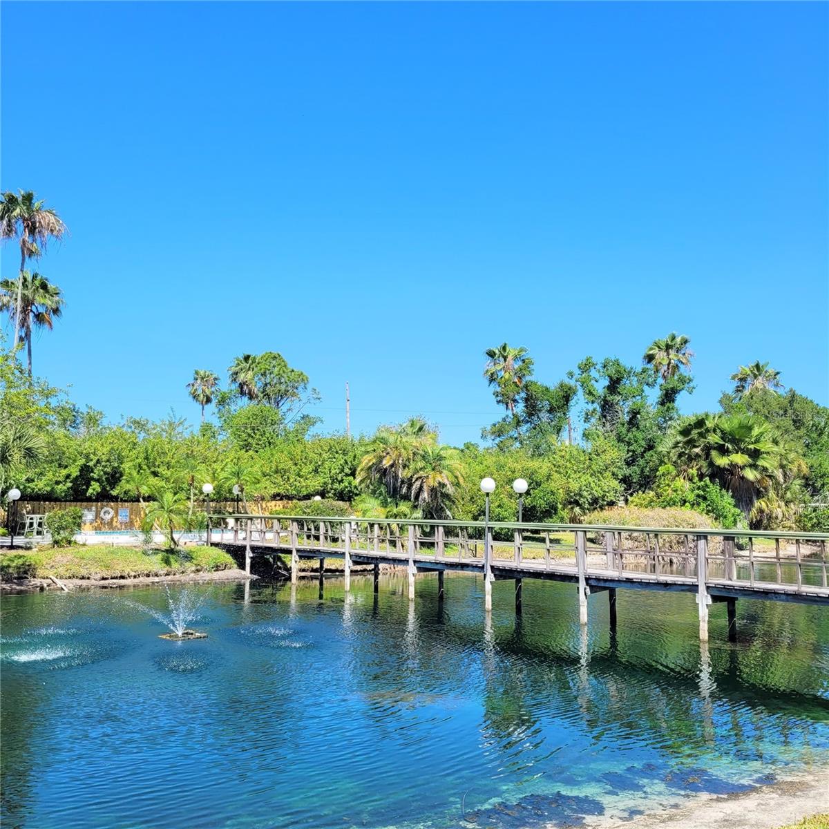 BARRINGTON WOODS - Residential