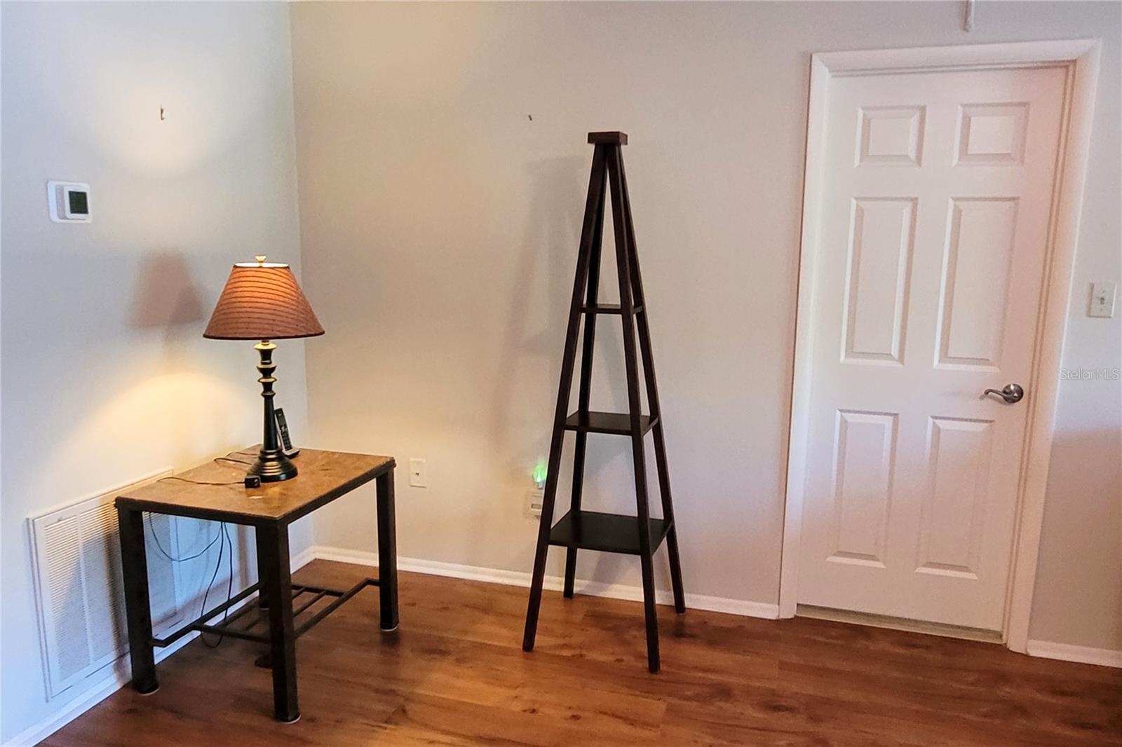 BARRINGTON WOODS - Residential